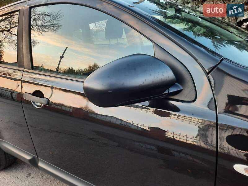 Внедорожник / Кроссовер Nissan Qashqai 2011 в Полтаве фото 65 Внедорожник / Кроссовер Nissan Qashqai 2011 в Полтаве