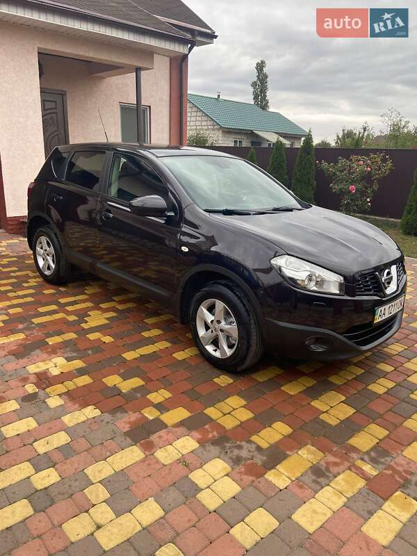 Внедорожник / Кроссовер Nissan Qashqai 2013 в Киеве
