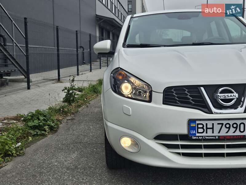Внедорожник / Кроссовер Nissan Qashqai 2012 в Киеве