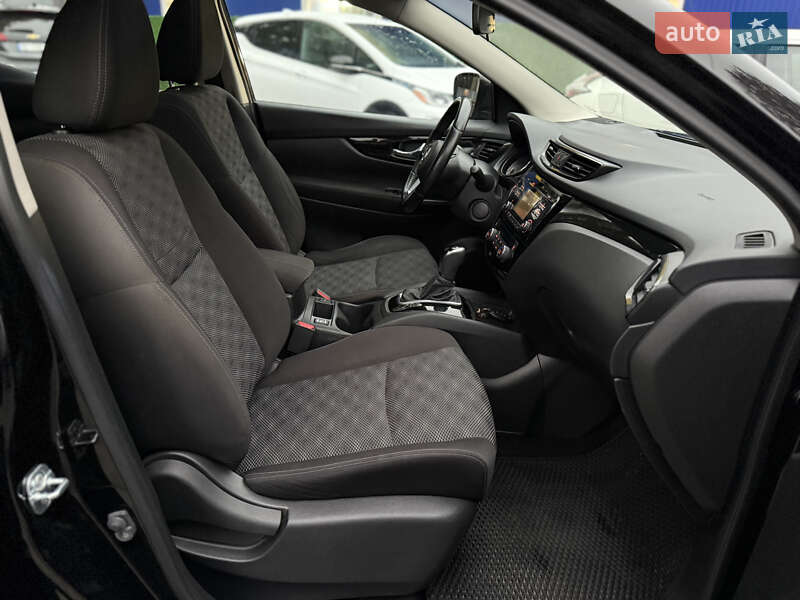 Позашляховик / Кросовер Nissan Qashqai 2017 в Одесі фото 42 Позашляховик / Кросовер Nissan Qashqai 2017 в Одесі