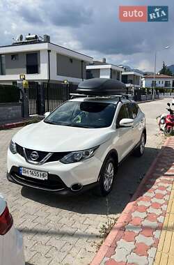 Позашляховик / Кросовер Nissan Qashqai 2015 в Одесі