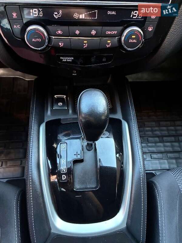 Внедорожник / Кроссовер Nissan Qashqai 2017 в Львове