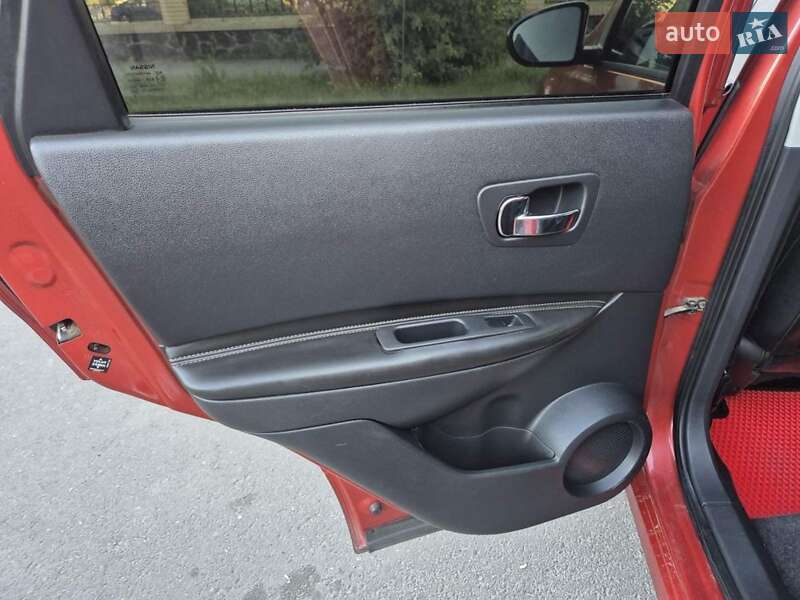 Внедорожник / Кроссовер Nissan Qashqai 2009 в Черкассах фото 9 Внедорожник / Кроссовер Nissan Qashqai 2009 в Черкассах