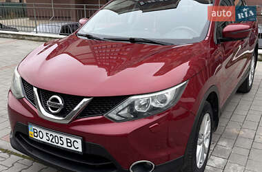 Внедорожник / Кроссовер Nissan Qashqai 2014 в Тернополе