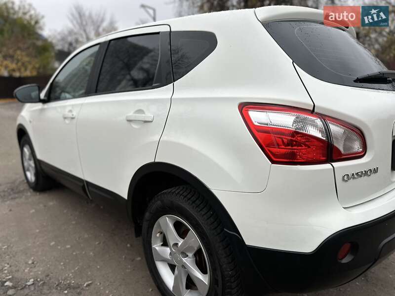 Внедорожник / Кроссовер Nissan Qashqai 2012 в Киеве