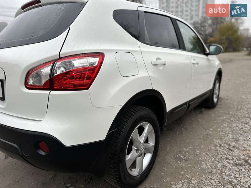 Внедорожник / Кроссовер Nissan Qashqai 2012 в Киеве
