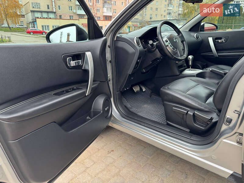 Внедорожник / Кроссовер Nissan Qashqai 2010 в Тернополе