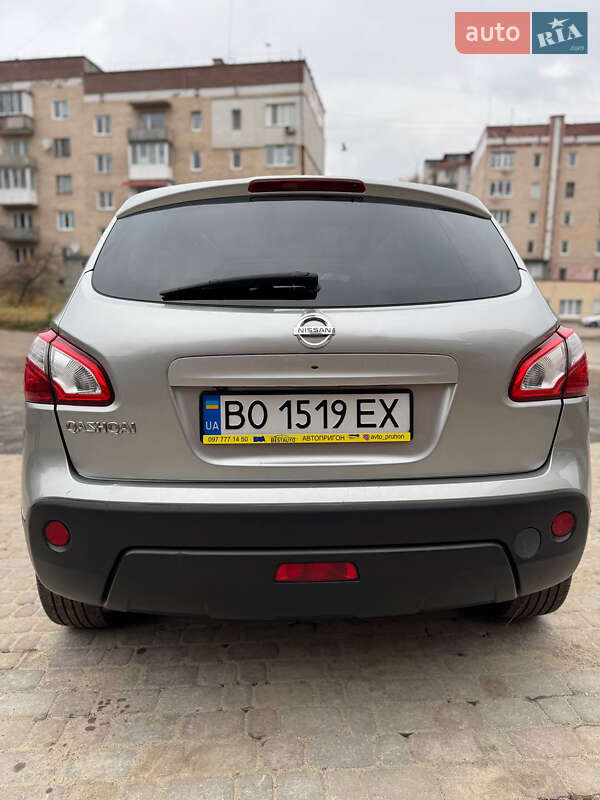 Внедорожник / Кроссовер Nissan Qashqai 2010 в Тернополе