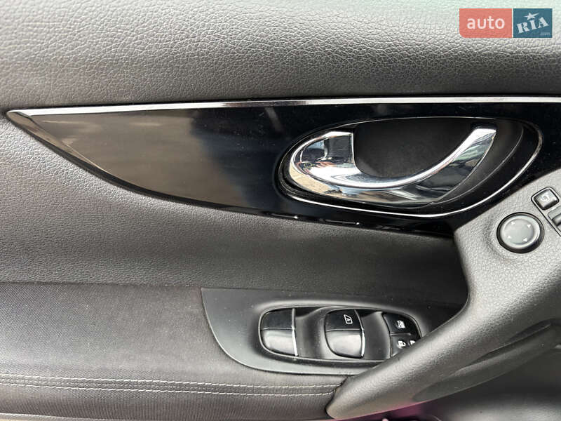 Позашляховик / Кросовер Nissan Qashqai 2016 в Охтирці фото 9 Позашляховик / Кросовер Nissan Qashqai 2016 в Охтирці