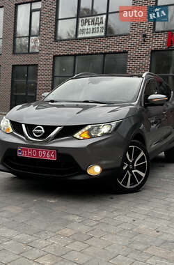 Внедорожник / Кроссовер Nissan Qashqai 2015 в Тернополе