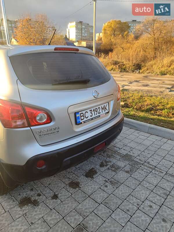 Позашляховик / Кросовер Nissan Qashqai 2007 в Львові