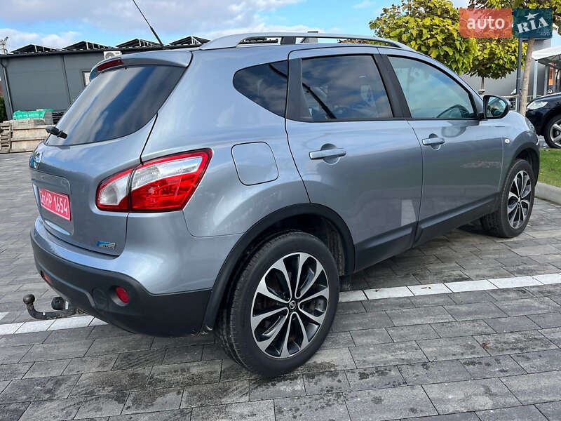 Позашляховик / Кросовер Nissan Qashqai 2010 в Луцьку