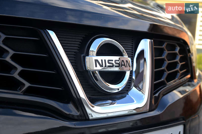 Внедорожник / Кроссовер Nissan Qashqai 2011 в Ромнах