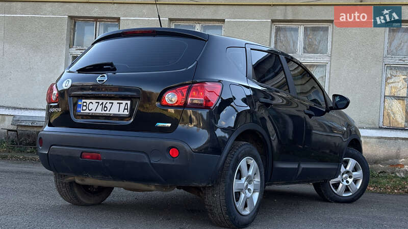 Внедорожник / Кроссовер Nissan Qashqai 2010 в Стрые