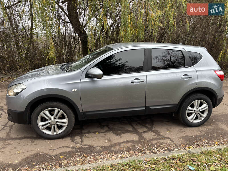 Внедорожник / Кроссовер Nissan Qashqai 2011 в Житомире