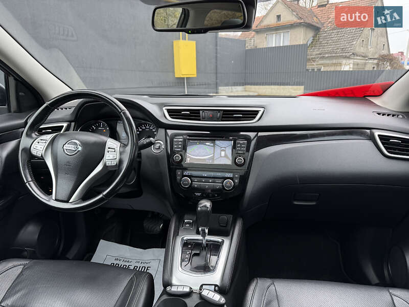 Внедорожник / Кроссовер Nissan Qashqai 2015 в Кременце