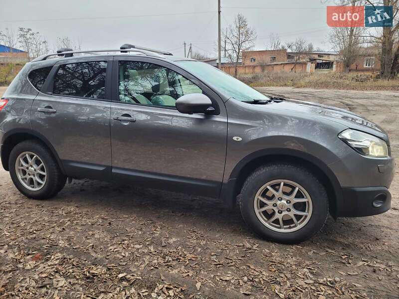 Внедорожник / Кроссовер Nissan Qashqai 2013 в Богодухове фото 16 Внедорожник / Кроссовер Nissan Qashqai 2013 в Богодухове