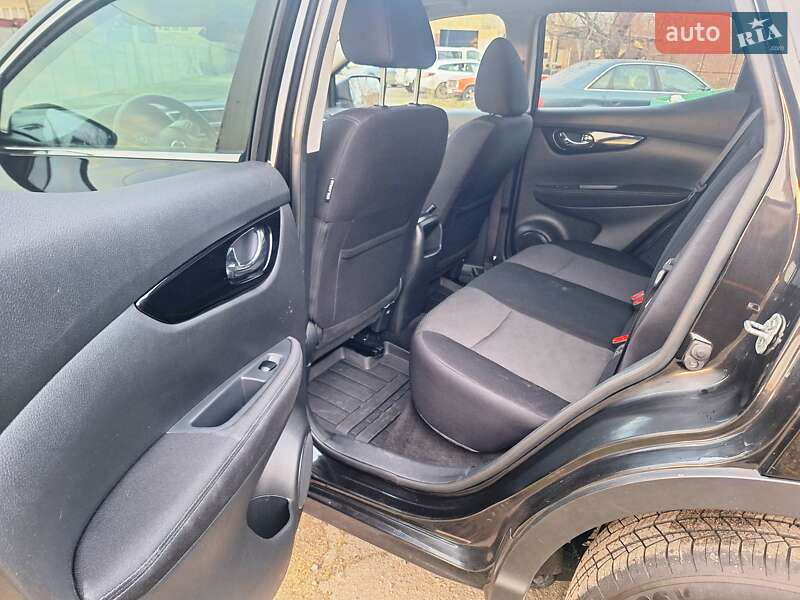 Внедорожник / Кроссовер Nissan Qashqai 2016 в Луцке