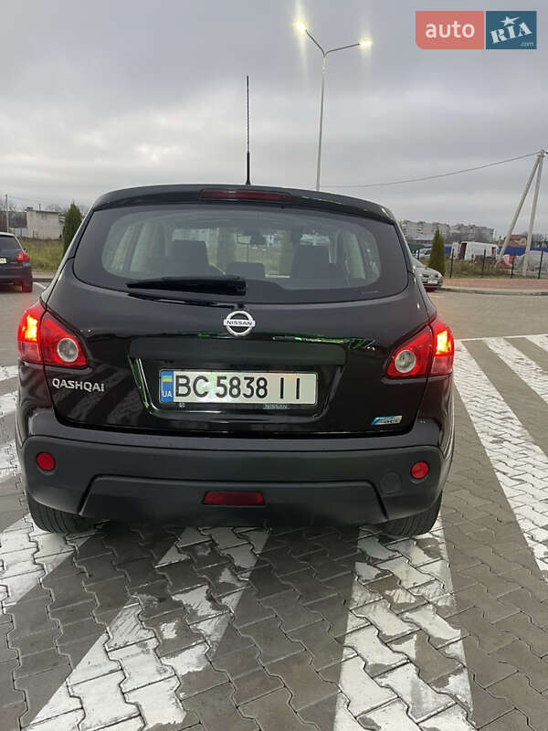 Внедорожник / Кроссовер Nissan Qashqai 2009 в Стрые