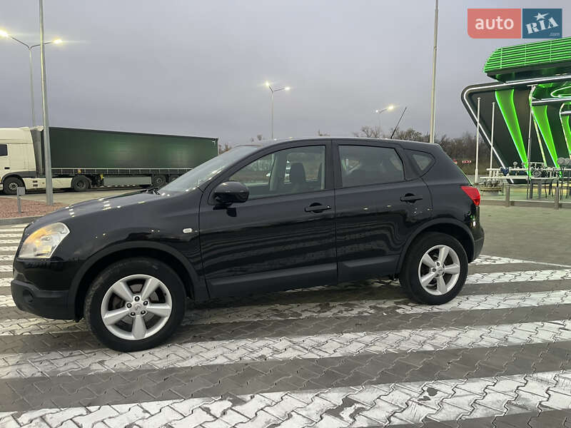 Внедорожник / Кроссовер Nissan Qashqai 2009 в Стрые