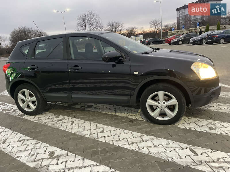 Внедорожник / Кроссовер Nissan Qashqai 2009 в Стрые