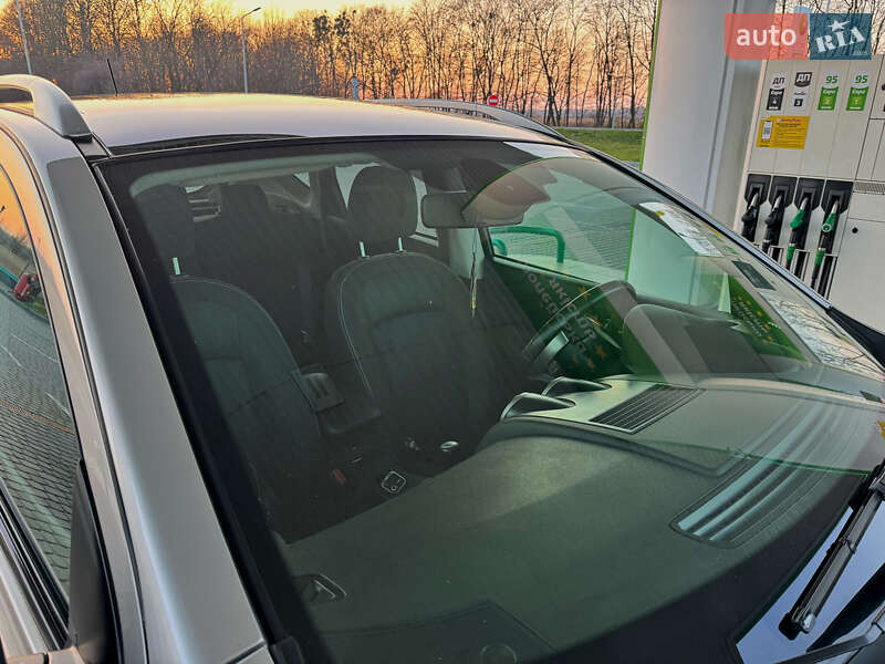 Внедорожник / Кроссовер Nissan Qashqai 2012 в Стрые