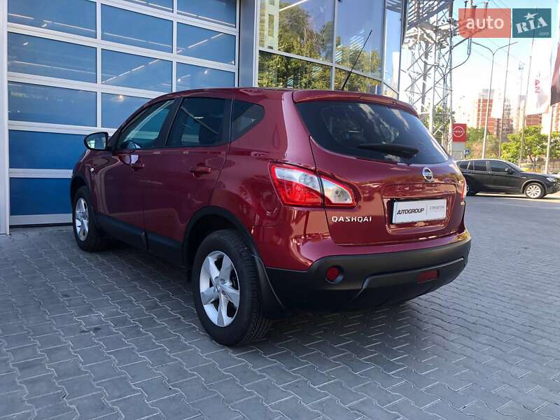 Позашляховик / Кросовер Nissan Qashqai 2011 в Одесі