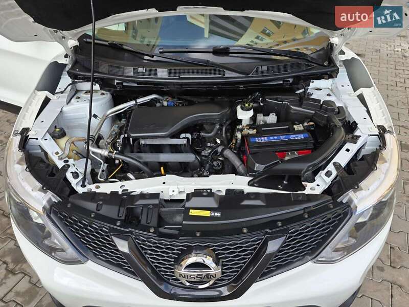 Внедорожник / Кроссовер Nissan Qashqai 2014 в Черновцах