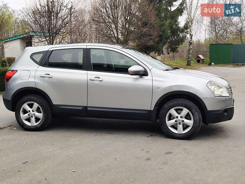 Позашляховик / Кросовер Nissan Qashqai 2008 в Звягелі