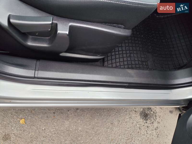 Позашляховик / Кросовер Nissan Qashqai 2008 в Звягелі