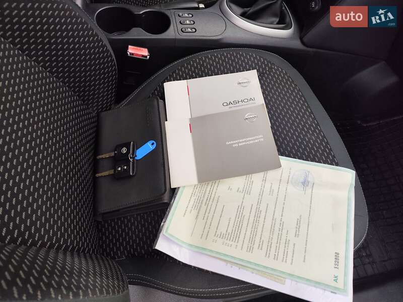 Позашляховик / Кросовер Nissan Qashqai 2008 в Звягелі