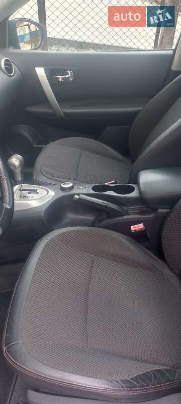 Внедорожник / Кроссовер Nissan Qashqai 2009 в Тернополе