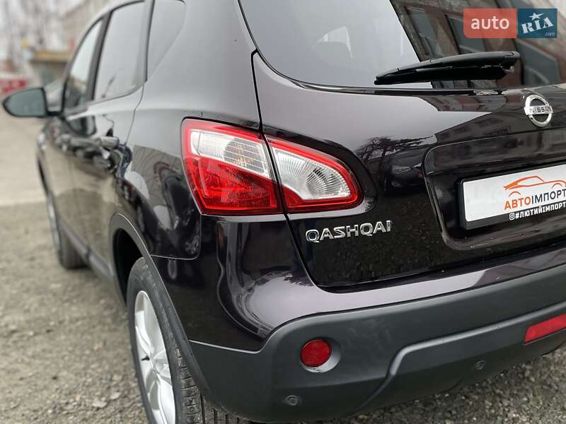 Внедорожник / Кроссовер Nissan Qashqai 2013 в Сумах
