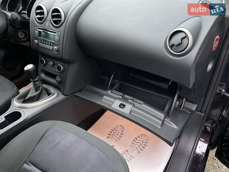 Внедорожник / Кроссовер Nissan Qashqai 2013 в Сумах