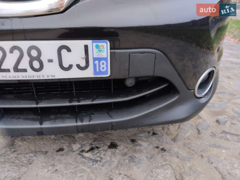 Внедорожник / Кроссовер Nissan Qashqai 2015 в Дубно фото 9 Внедорожник / Кроссовер Nissan Qashqai 2015 в Дубно
