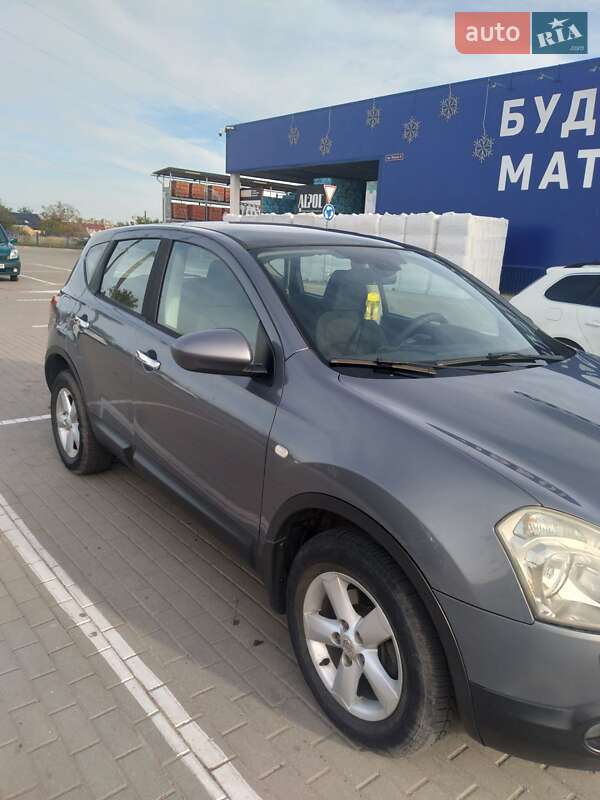 Внедорожник / Кроссовер Nissan Qashqai 2007 в Нововолынске