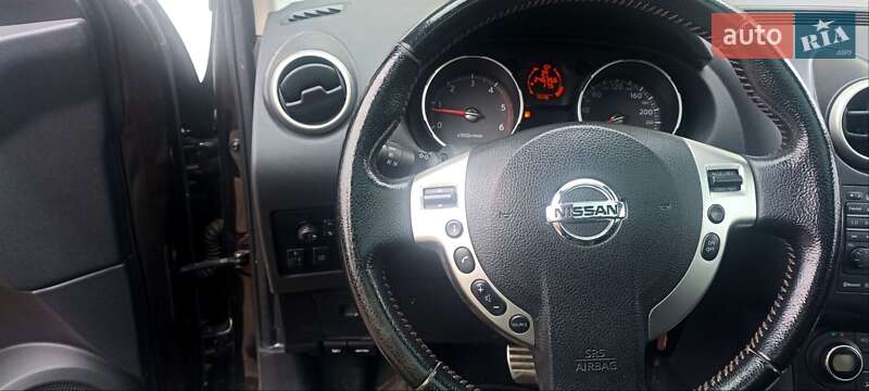 Позашляховик / Кросовер Nissan Qashqai 2009 в Тернополі фото 16 Позашляховик / Кросовер Nissan Qashqai 2009 в Тернополі