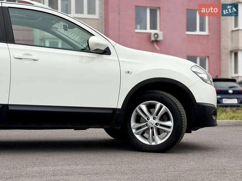 Позашляховик / Кросовер Nissan Qashqai 2010 в Вінниці