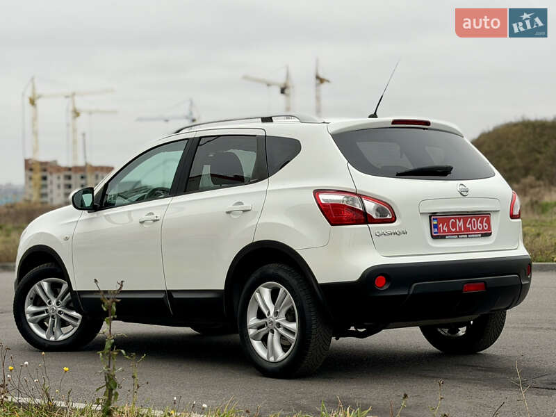 Позашляховик / Кросовер Nissan Qashqai 2010 в Вінниці