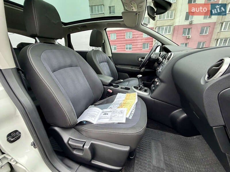 Позашляховик / Кросовер Nissan Qashqai 2010 в Вінниці