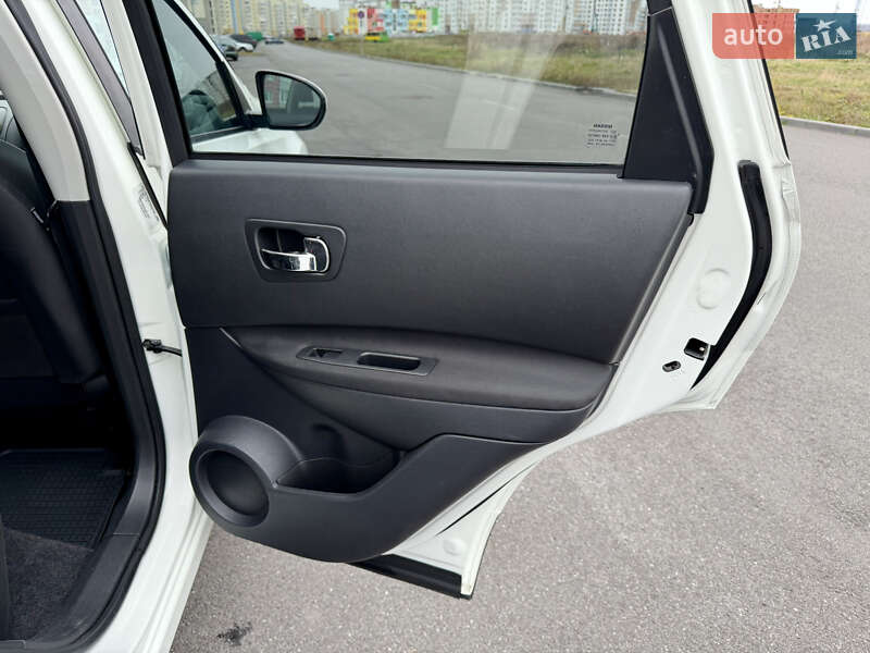 Позашляховик / Кросовер Nissan Qashqai 2010 в Вінниці