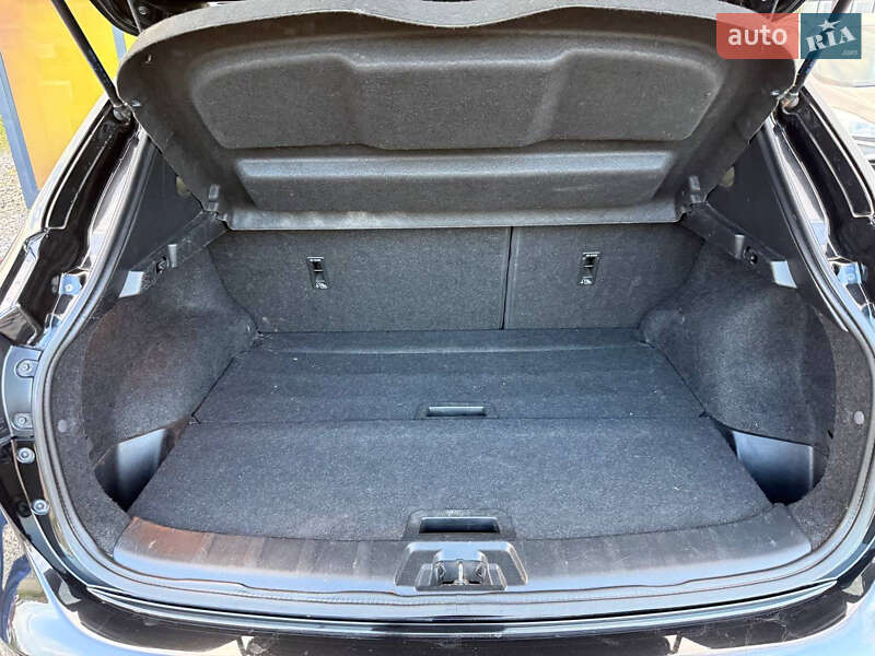 Позашляховик / Кросовер Nissan Qashqai 2015 в Стрию