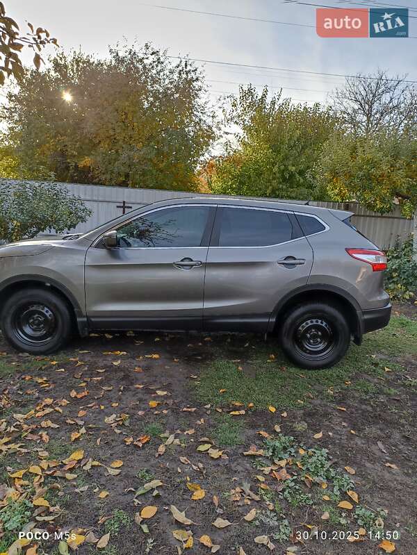Внедорожник / Кроссовер Nissan Qashqai 2016 в Полтаве фото 5 Внедорожник / Кроссовер Nissan Qashqai 2016 в Полтаве