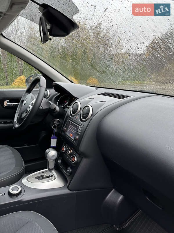Позашляховик / Кросовер Nissan Qashqai 2011 в Рівному