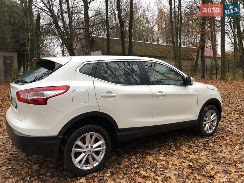 Внедорожник / Кроссовер Nissan Qashqai 2015 в Тернополе фото 12 Внедорожник / Кроссовер Nissan Qashqai 2015 в Тернополе
