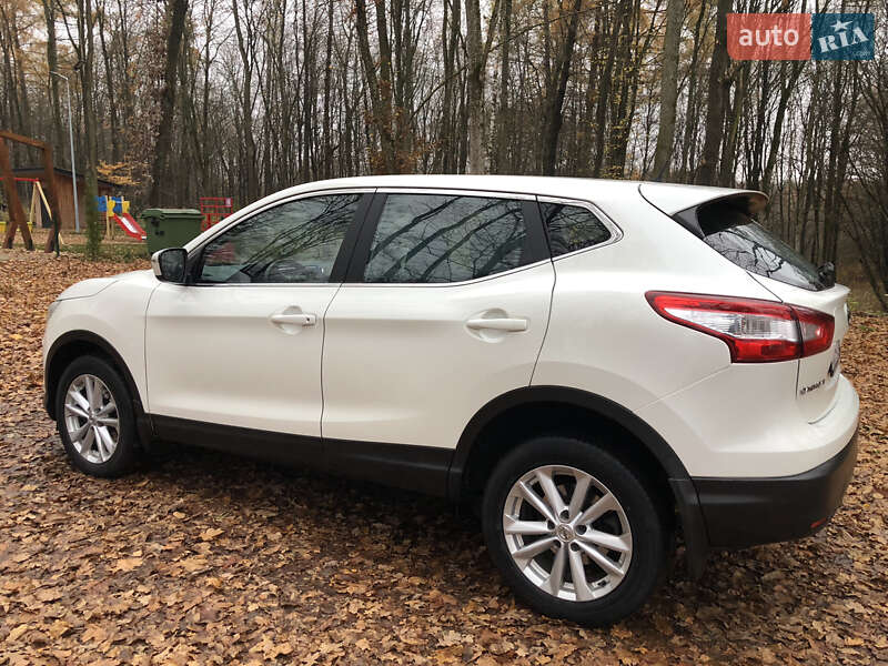Внедорожник / Кроссовер Nissan Qashqai 2015 в Тернополе фото 24 Внедорожник / Кроссовер Nissan Qashqai 2015 в Тернополе