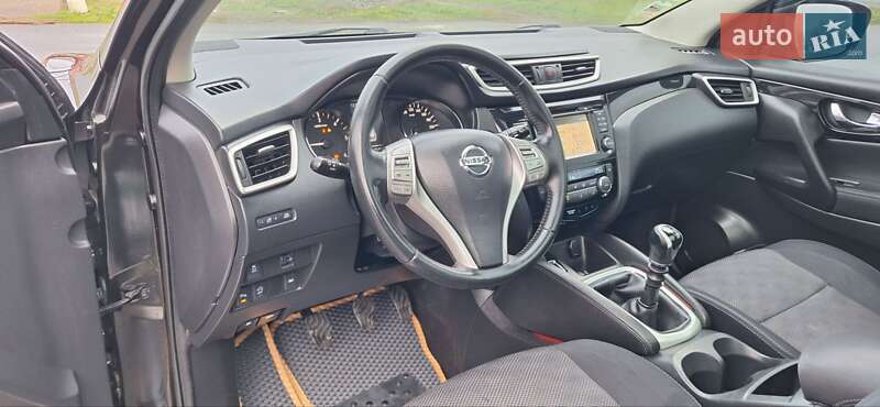 Внедорожник / Кроссовер Nissan Qashqai 2015 в Новоархангельске