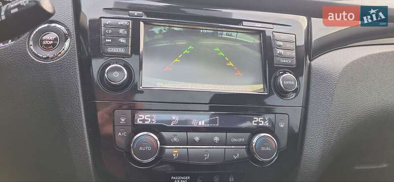 Внедорожник / Кроссовер Nissan Qashqai 2015 в Новоархангельске