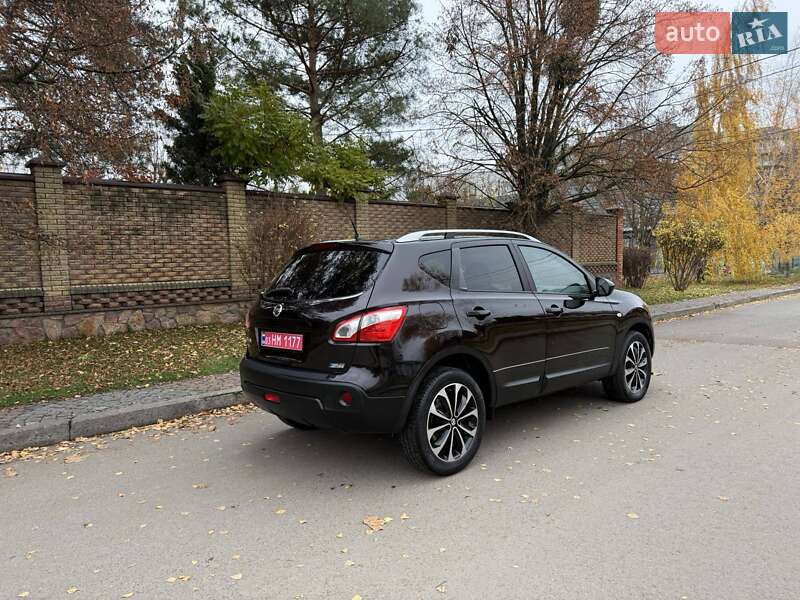 Внедорожник / Кроссовер Nissan Qashqai 2011 в Луцке фото 3 Внедорожник / Кроссовер Nissan Qashqai 2011 в Луцке