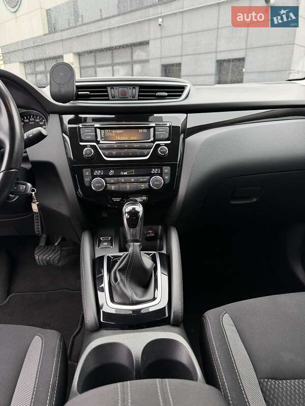 Позашляховик / Кросовер Nissan Qashqai 2018 в Львові